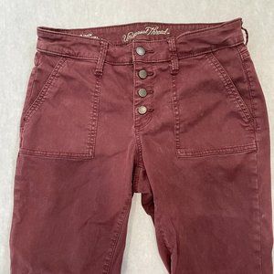 Womens Size 6 Universal Thread Maroon Button Fly Midrise Skinny Fit Pants
